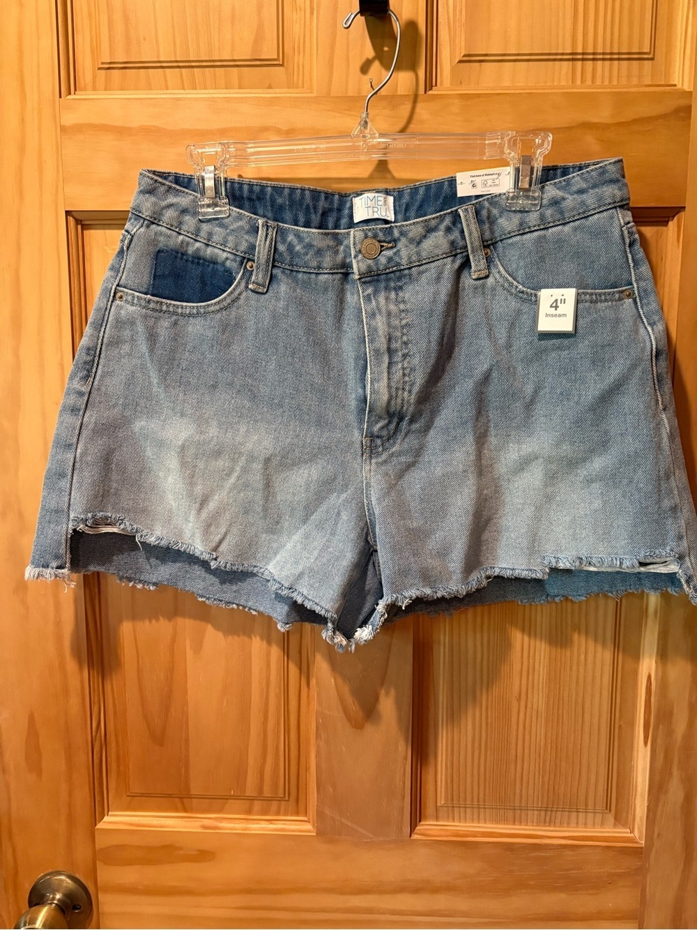 Time and Tru Women's Light Wash Patchwork High Rise Denim Shorts size 12 NWT